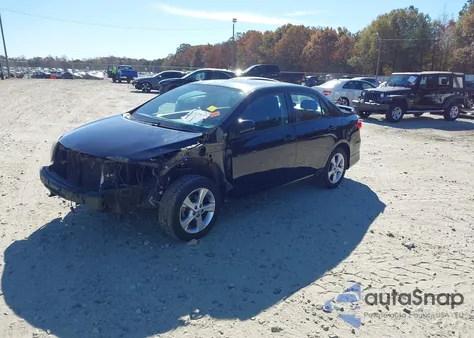2011 Toyota Corolla S z USA, uszkodzony, nr VIN 2T1BU4EE3BC623260